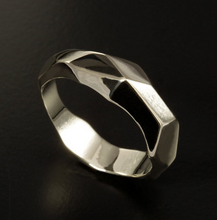 Faceted Silver Wedding Band, Geometric Unisex Sterling Silver Ring, RS-1041